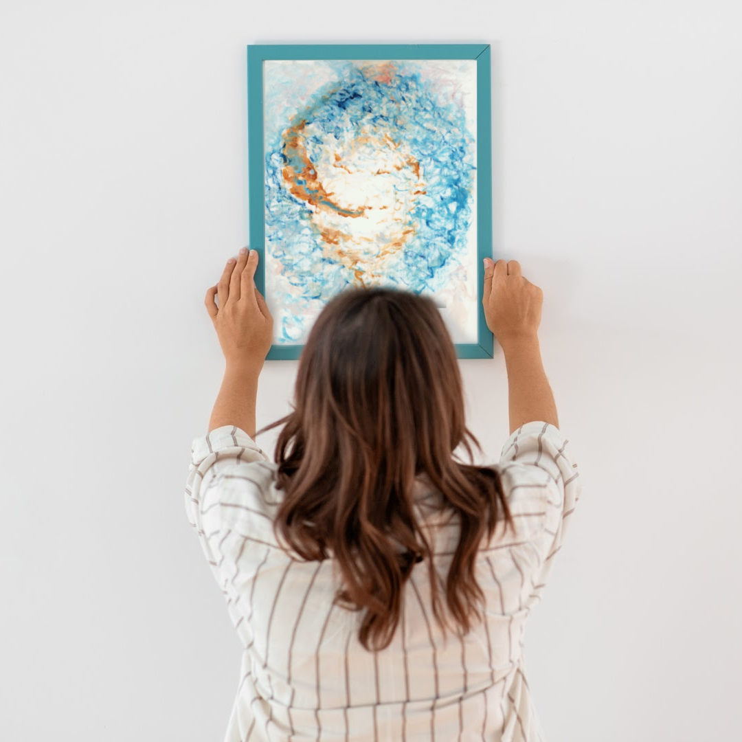 Enter the hole-woman-1 2